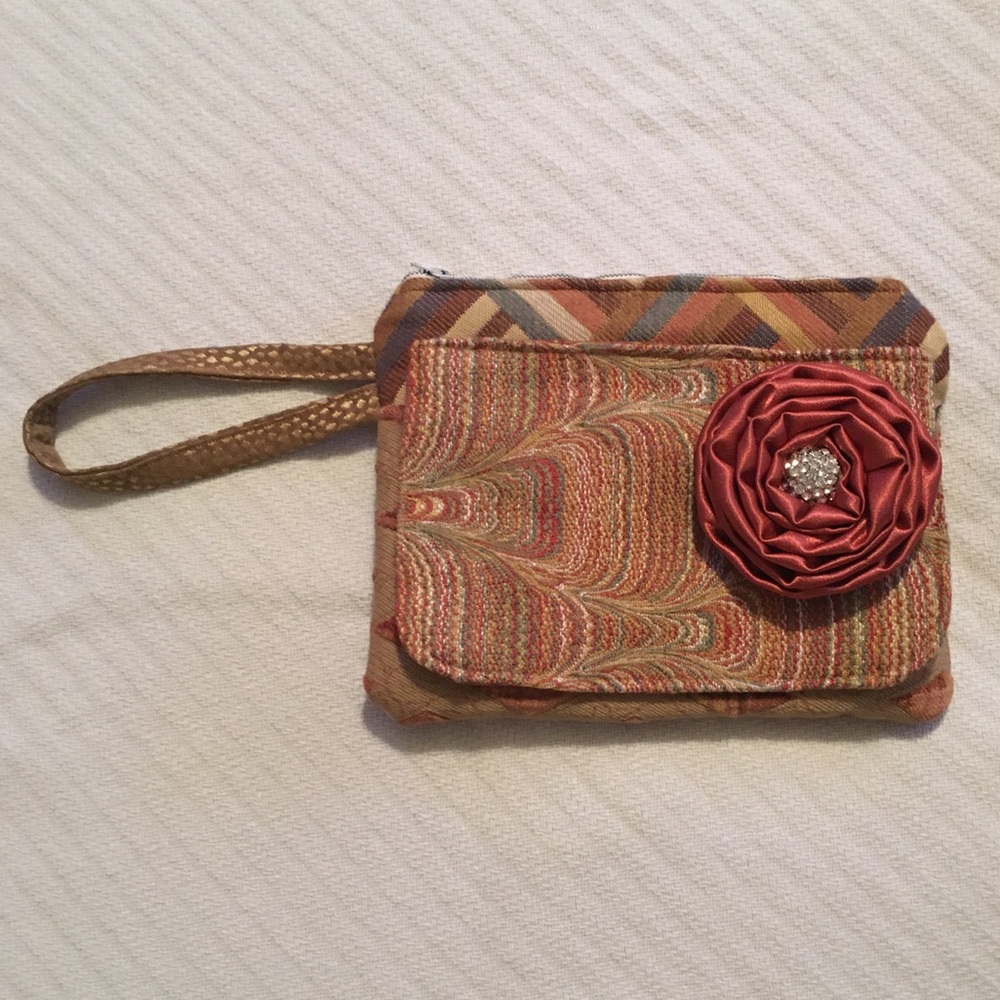 Cute Clutch/Wristlet